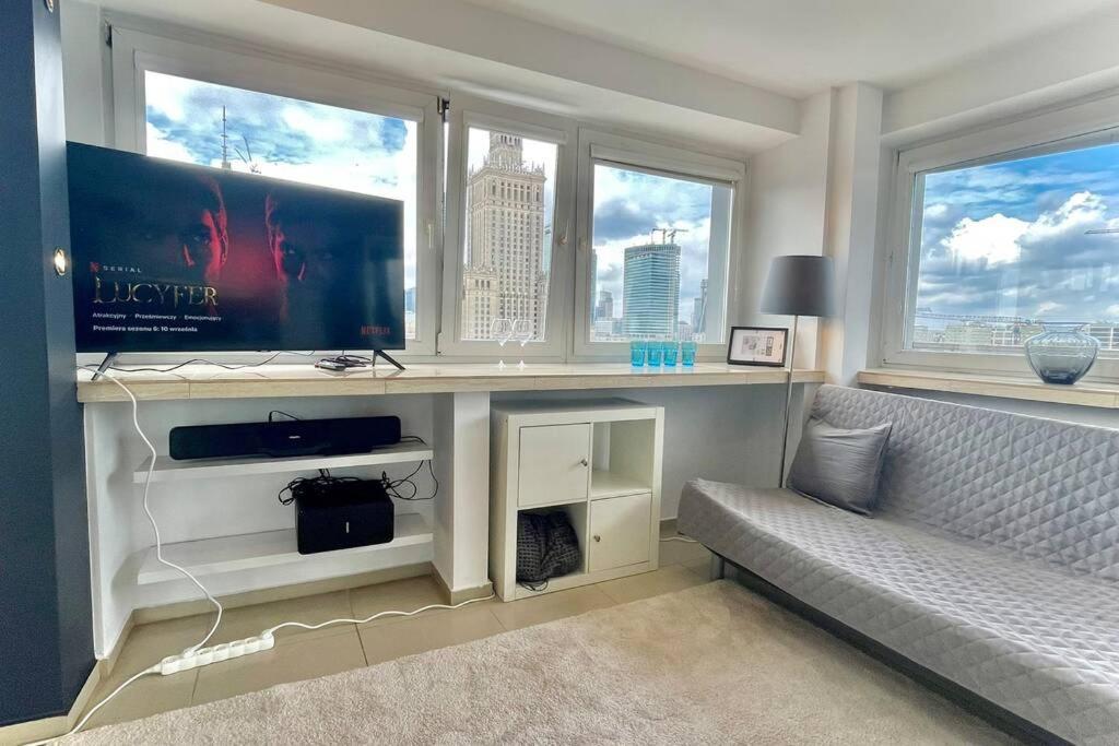Sawa Apartment 2Xmetro Wifi 500 Mbs 50'Tv Netflix Hbo Appletv+ Warschau Exterior foto