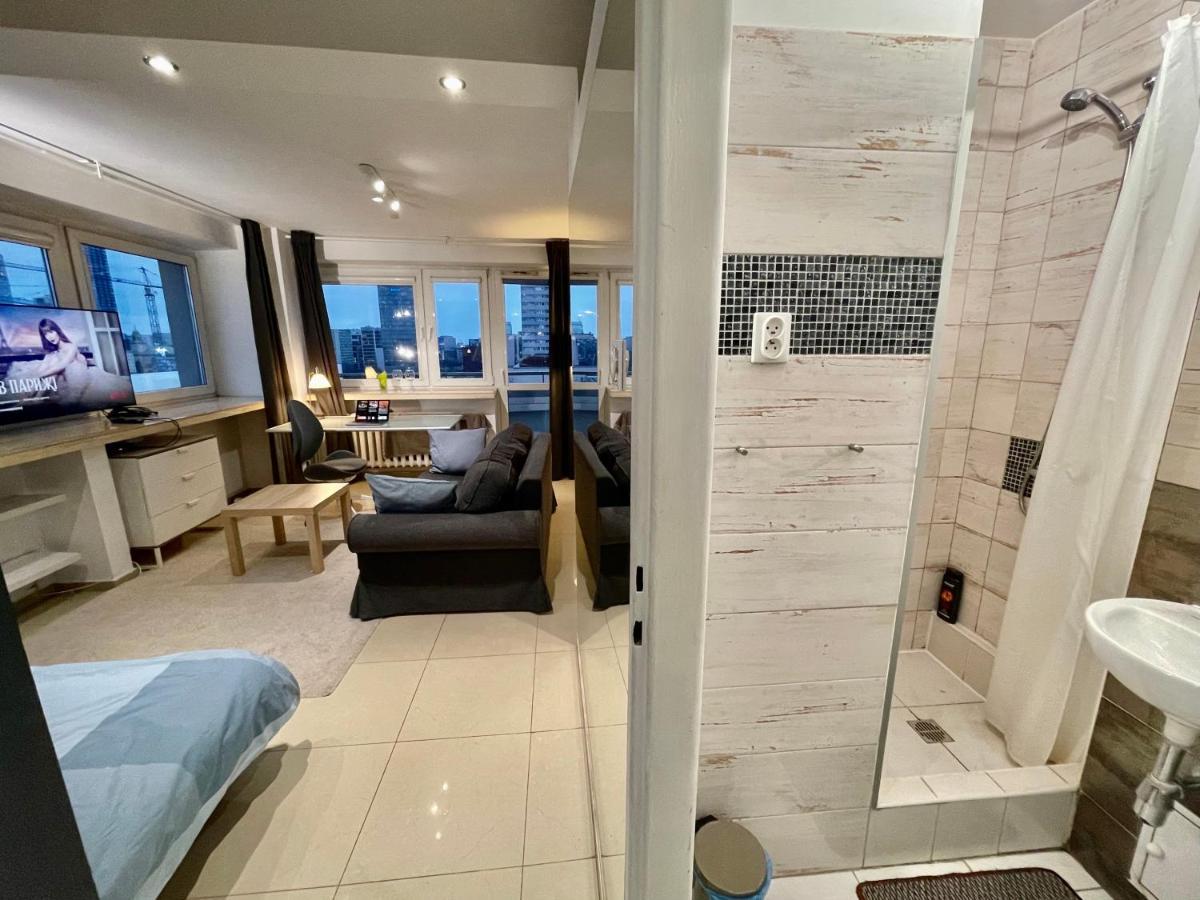 Sawa Apartment 2Xmetro Wifi 500 Mbs 50'Tv Netflix Hbo Appletv+ Warschau Exterior foto