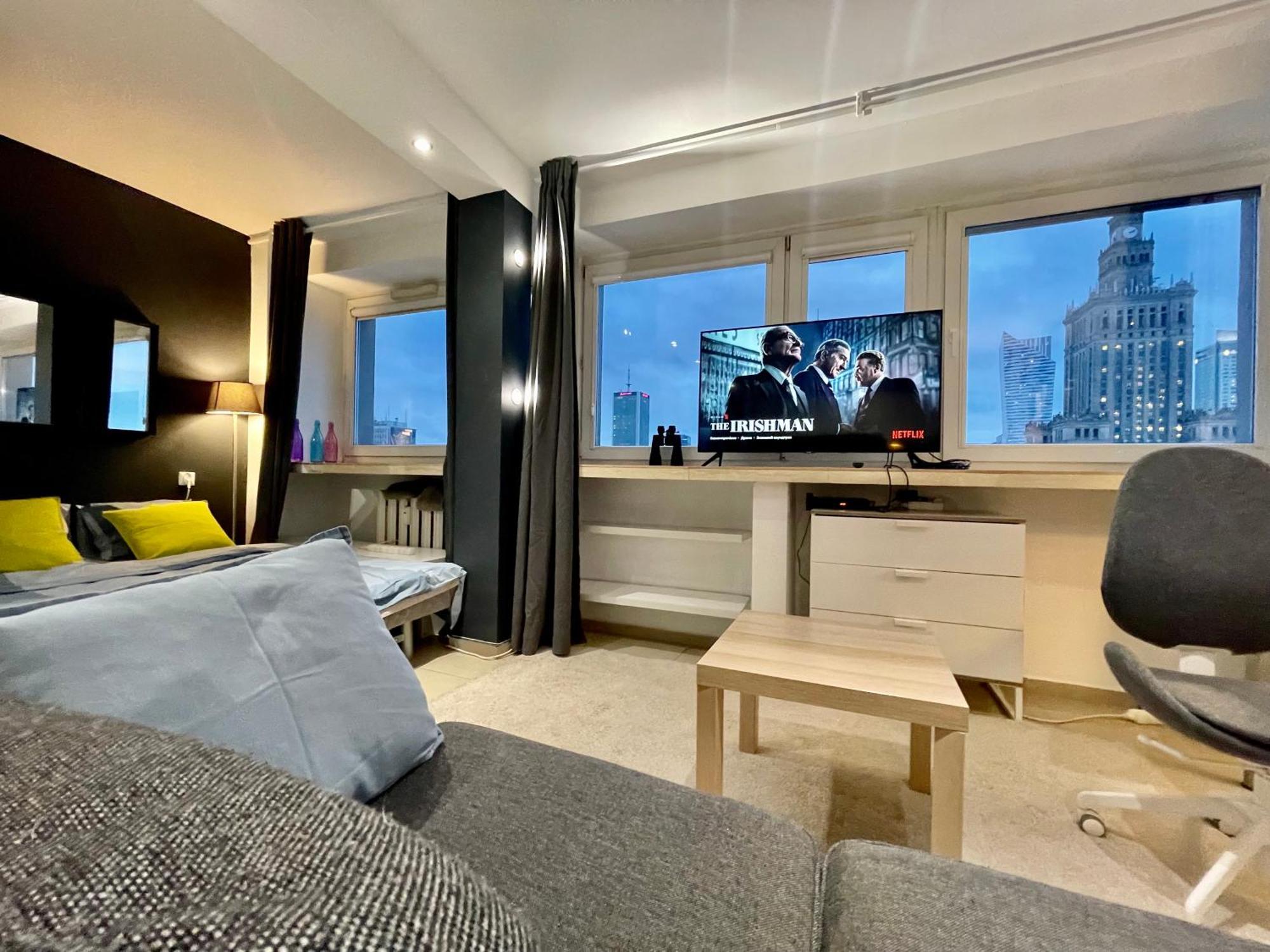 Sawa Apartment 2Xmetro Wifi 500 Mbs 50'Tv Netflix Hbo Appletv+ Warschau Exterior foto