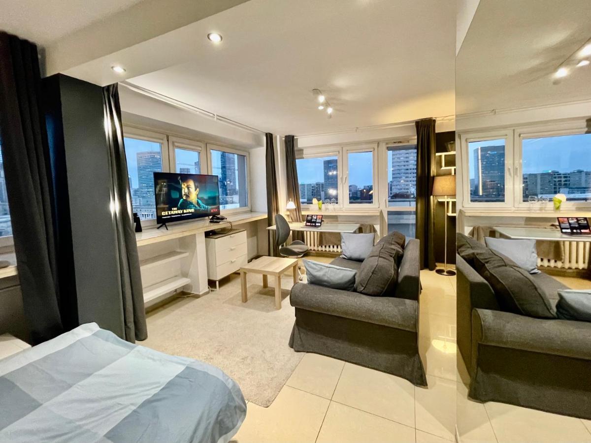Sawa Apartment 2Xmetro Wifi 500 Mbs 50'Tv Netflix Hbo Appletv+ Warschau Exterior foto
