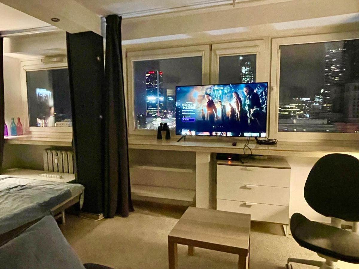 Sawa Apartment 2Xmetro Wifi 500 Mbs 50'Tv Netflix Hbo Appletv+ Warschau Exterior foto